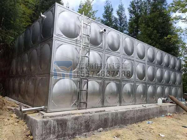 醴陵市農村飲水工程用<a href=http://www.dggwbn.com/ target=_blank class=infotextkey>不銹鋼水箱</a>