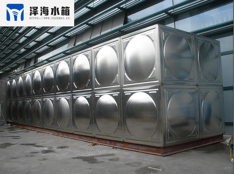 不銹鋼水箱廠家在裝置不銹鋼水箱時需要考慮哪些問題？